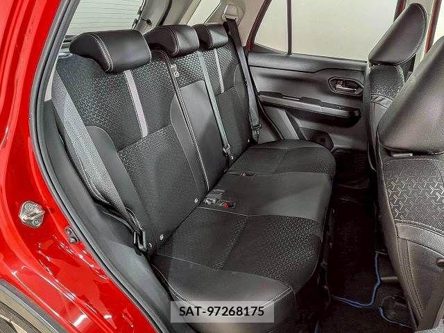 Daihatsu ROCKY 2022-07 7502608-5
