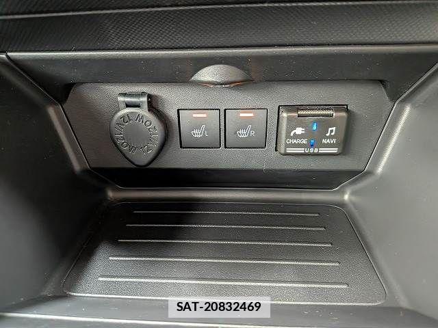 Daihatsu ROCKY 2021-11 7727972-7