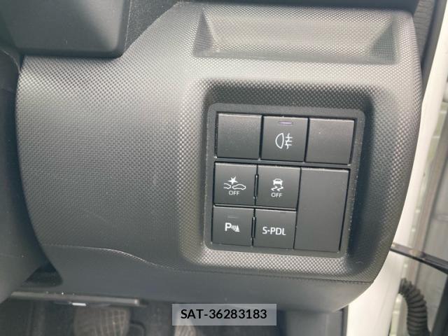 Daihatsu ROCKY 2022-10 7963581-12