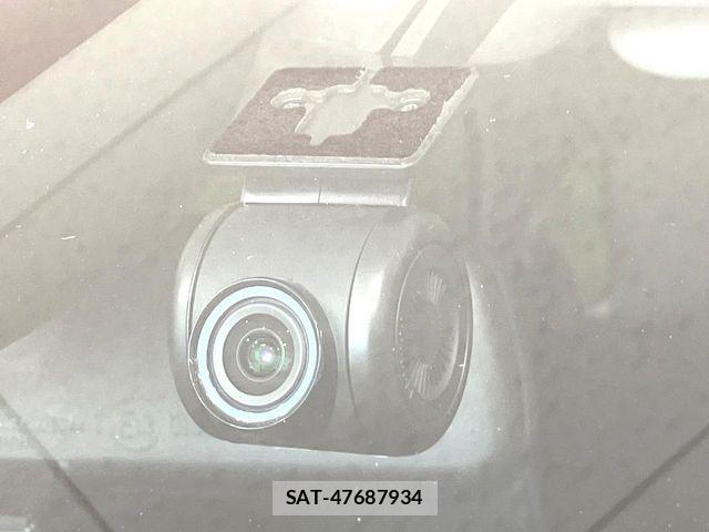 Daihatsu ROCKY 2022-03 8101606-6