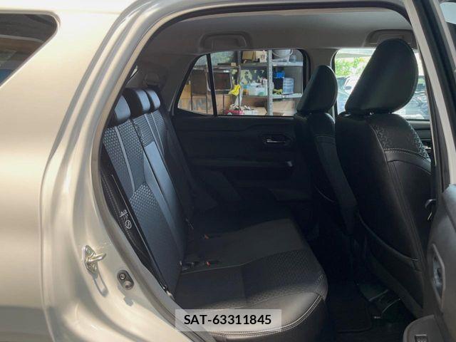 Daihatsu ROCKY 2025-10 8132105-8