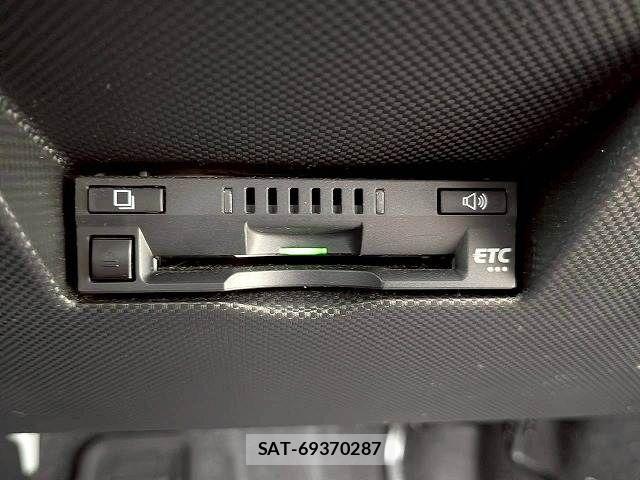 Daihatsu ROCKY 2022-09 8146581-9