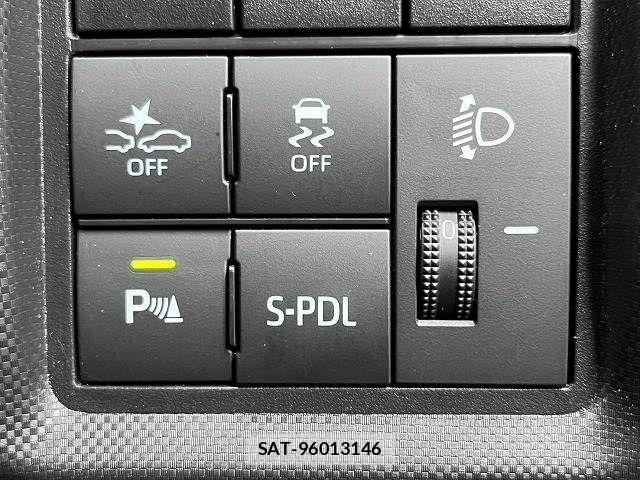 Daihatsu ROCKY 2021-11 8246533-2