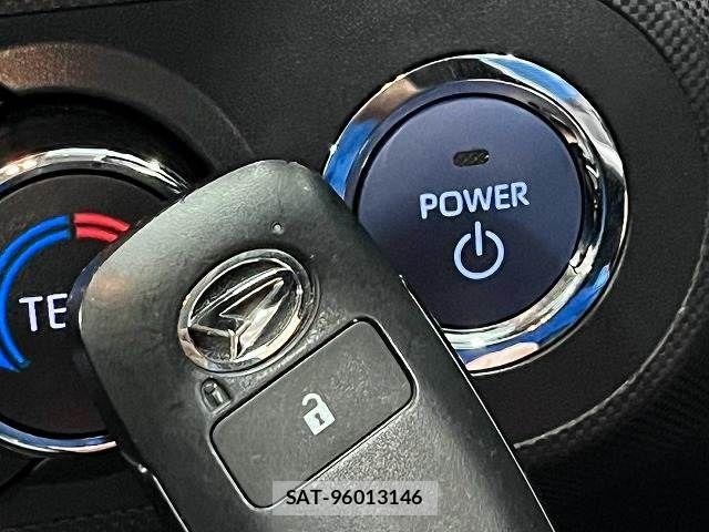 Daihatsu ROCKY 2021-11 8246533-4