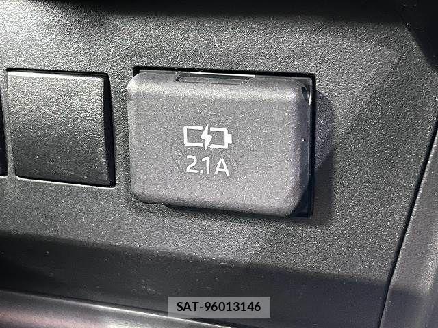 Daihatsu ROCKY 2021-11 8246533-6