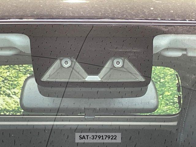Daihatsu ROCKY 2025-09 8337662-4