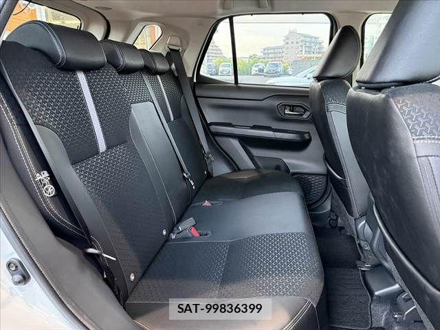 Daihatsu ROCKY 2023-02 8527047-17