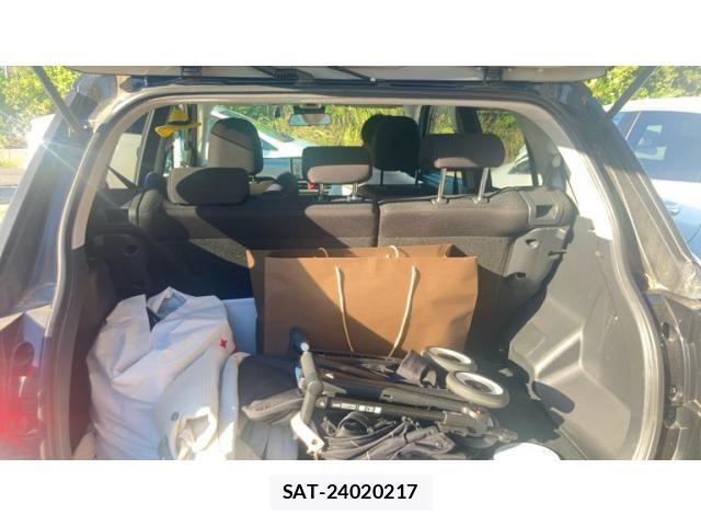 Daihatsu ROCKY 2022-12 8563401-5