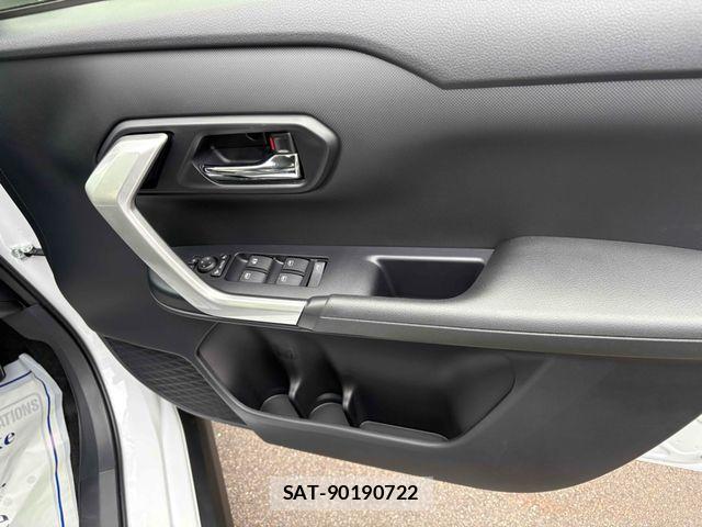 Daihatsu ROCKY 2026-06 8744172-9