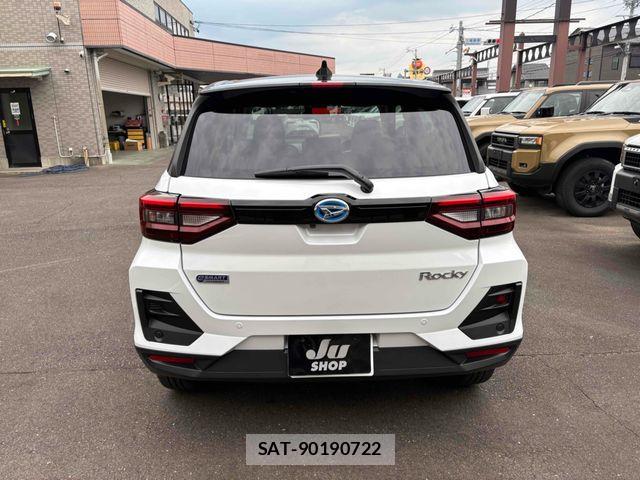 Daihatsu ROCKY 2026-06 8744172-5