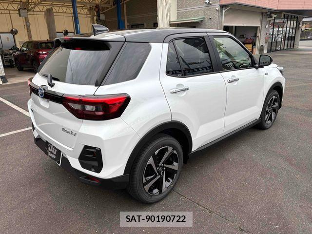 Daihatsu ROCKY 2026-06 8744172-6