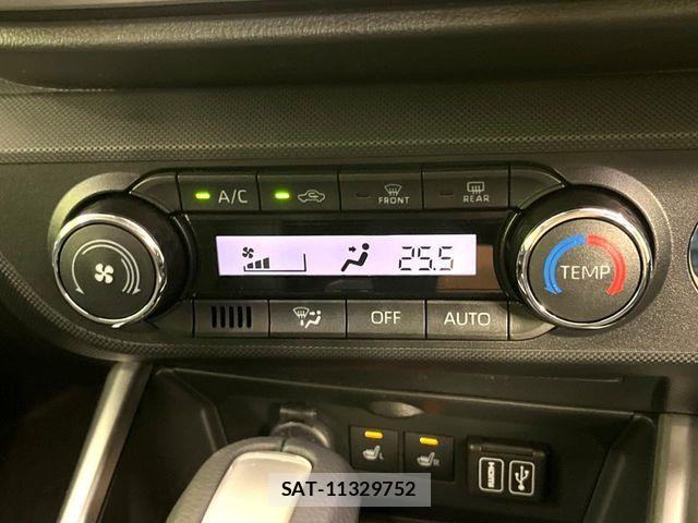 Daihatsu ROCKY 2026-04 8849936-7