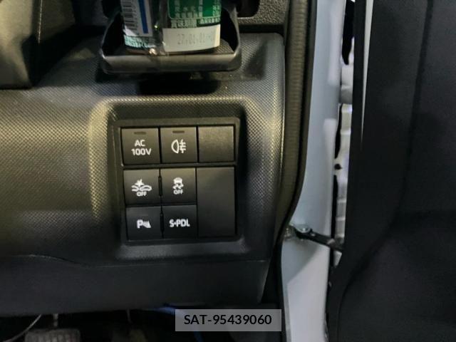 Daihatsu ROCKY 2024-09 8850524-10