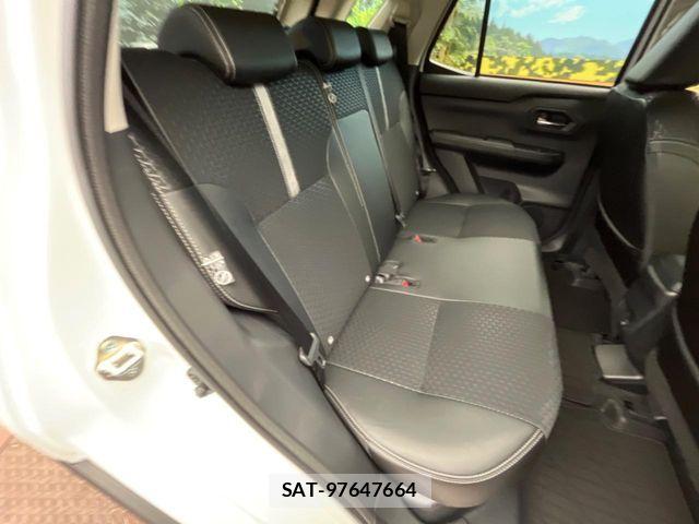 Daihatsu ROCKY 2026-03 8881878-8