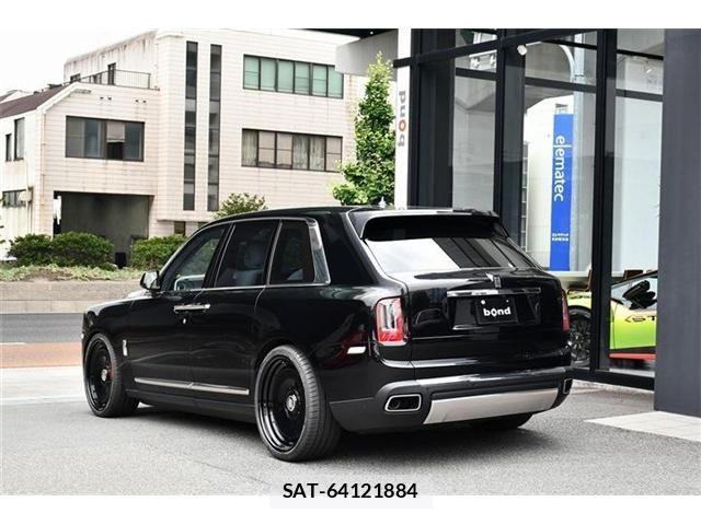 ROLLS-ROYCE CULLINAN 2019-09 1030289-4