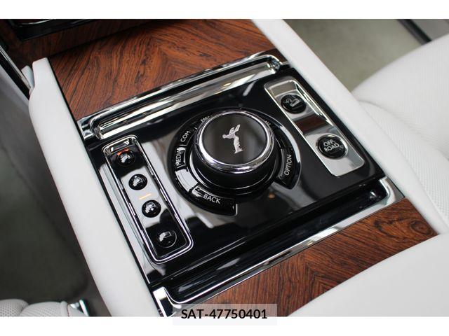 ROLLS-ROYCE CULLINAN 2018-12 6677776-19