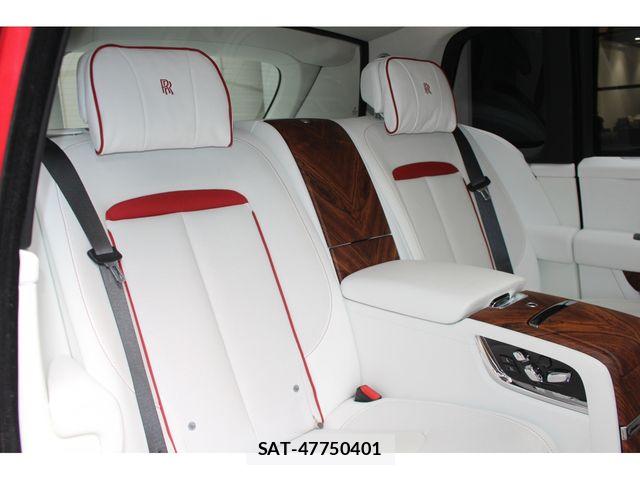 ROLLS-ROYCE CULLINAN 2018-12 6677776-24