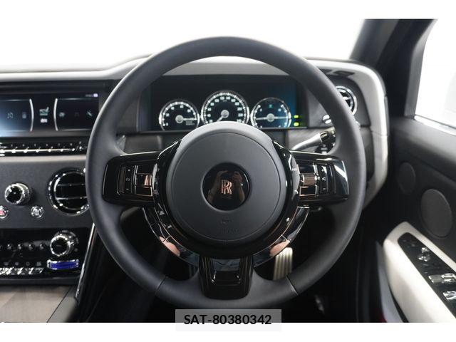 ROLLS-ROYCE CULLINAN 2022-05 7562751-12