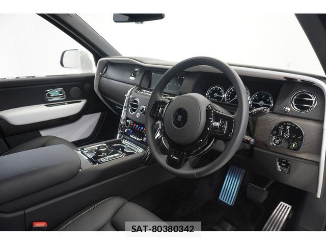 ROLLS-ROYCE CULLINAN 2022-05 7562751-14