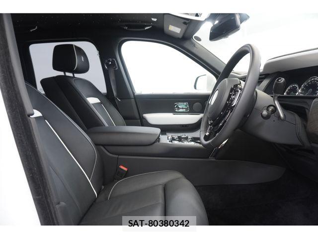 ROLLS-ROYCE CULLINAN 2022-05 7562751-15