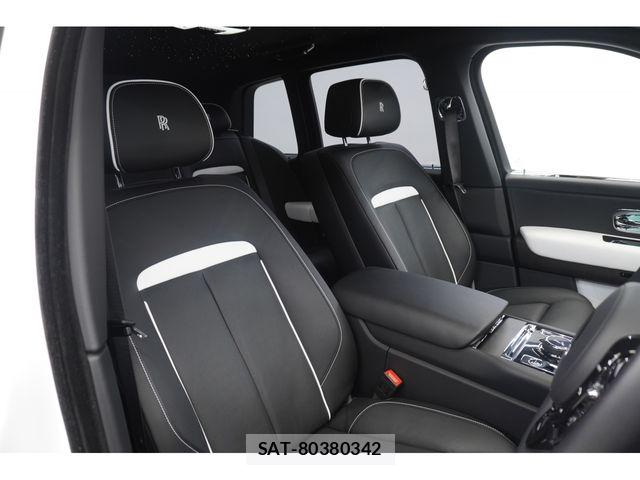 ROLLS-ROYCE CULLINAN 2022-05 7562751-16