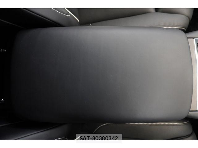 ROLLS-ROYCE CULLINAN 2022-05 7562751-21