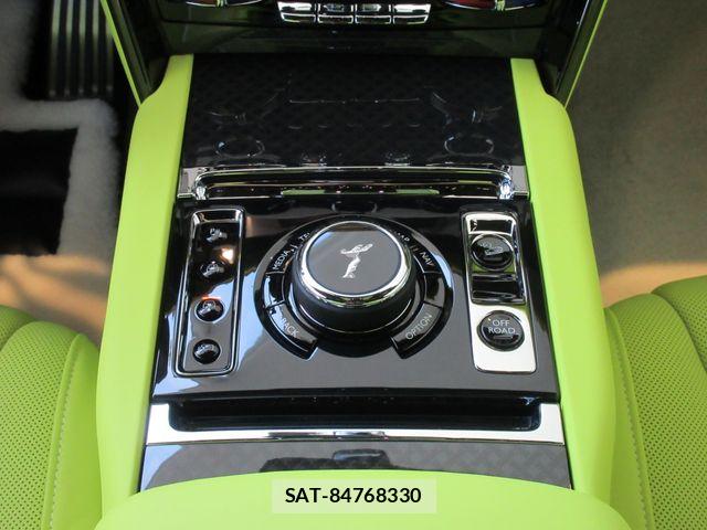 ROLLS-ROYCE CULLINAN 2025-05 8209890-29