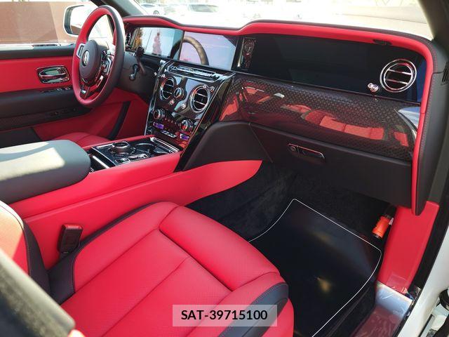 ROLLS-ROYCE CULLINAN 2025-11 8414720-23