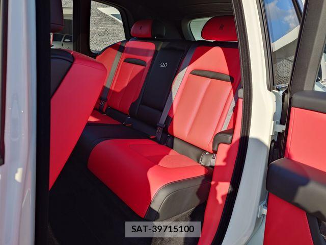 ROLLS-ROYCE CULLINAN 2025-11 8414720-24