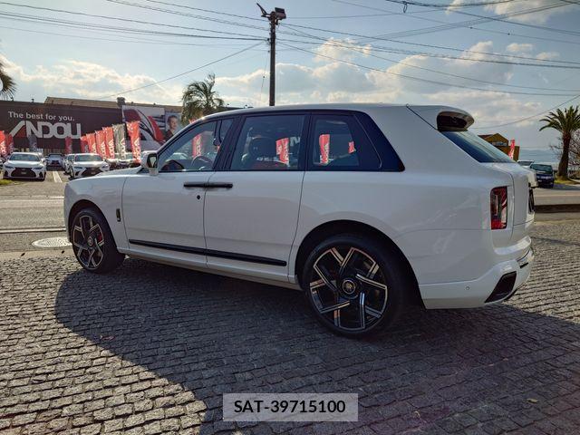 ROLLS-ROYCE CULLINAN 2025-11 8414720-3