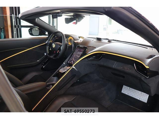 Ferrari Roma 2026-01 3909433-11