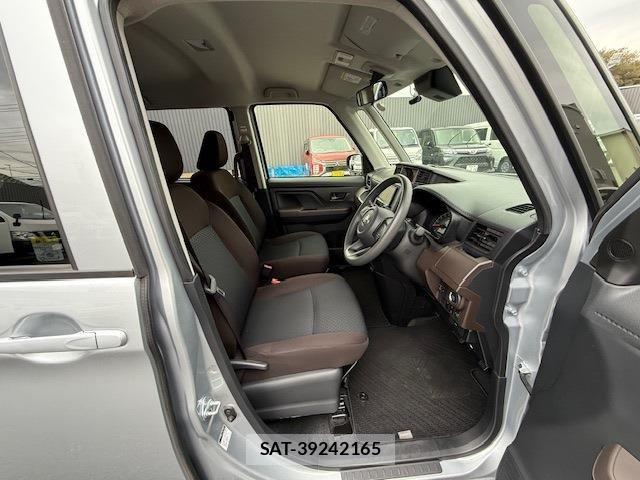 Toyota ROOMY 2023-04 501908-8
