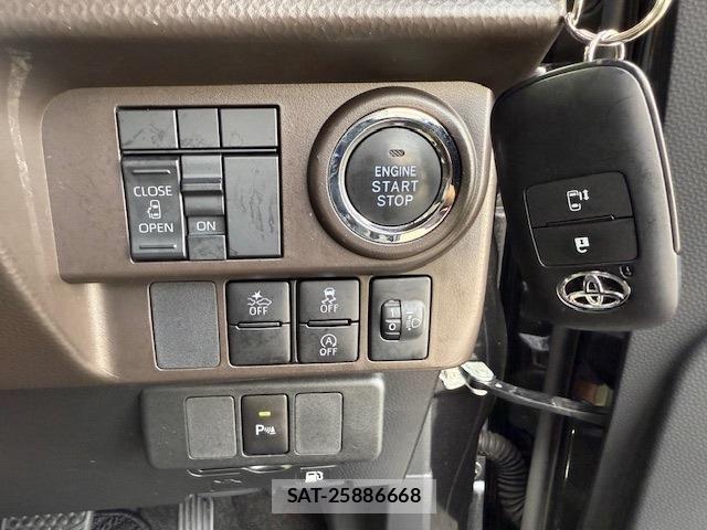 Toyota ROOMY 2022-06 501905-9