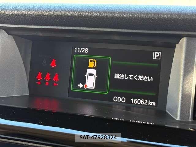 Toyota ROOMY 2018-05 526056-7