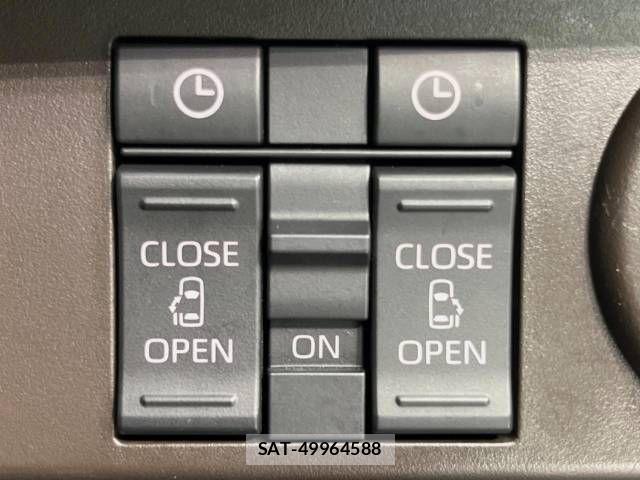 Toyota ROOMY 2023-04 650138-3
