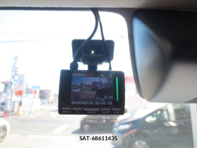 Toyota ROOMY 2019-11 780196-6