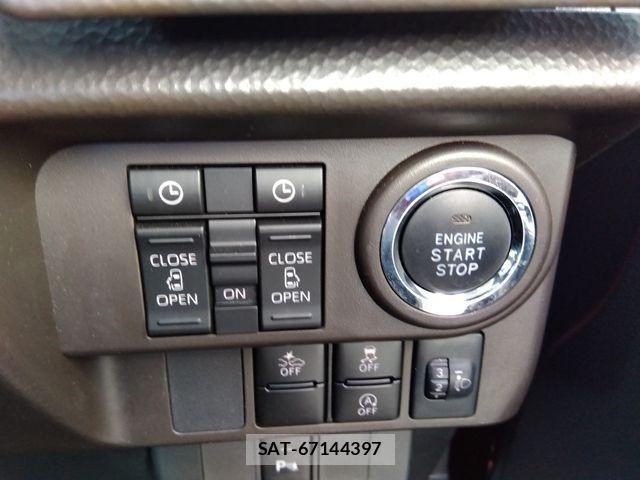 Toyota ROOMY 2021-08 790329-17