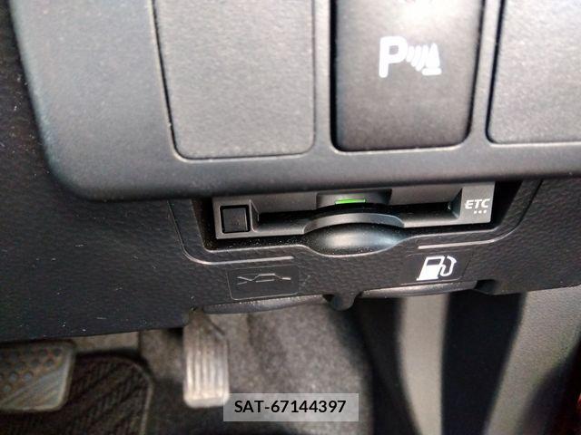Toyota ROOMY 2021-08 790329-19