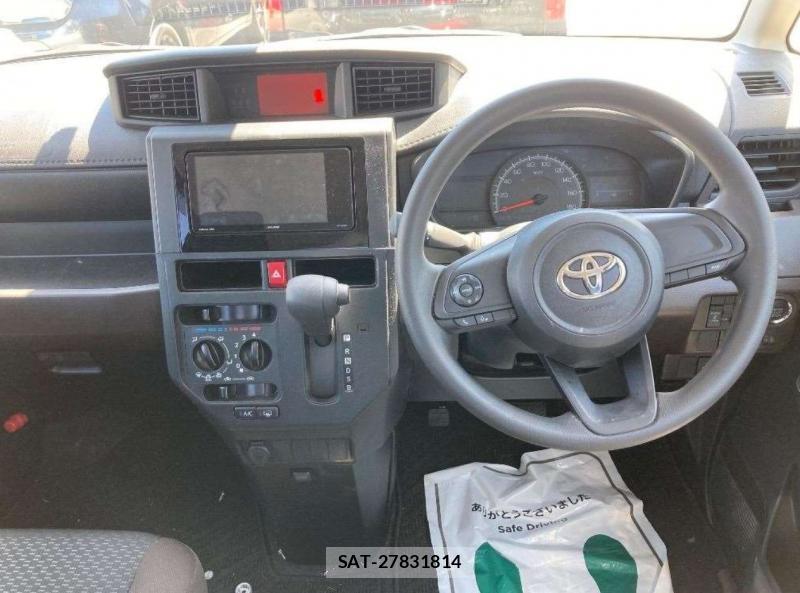 Toyota ROOMY 2024-09 1184012-5