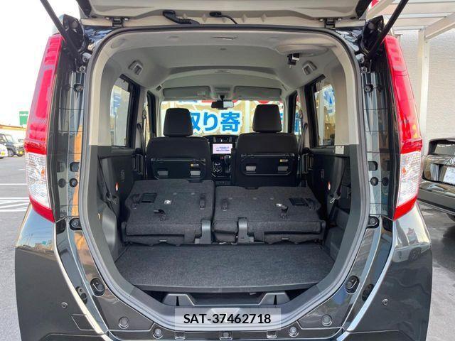Toyota ROOMY 2017-01 1311046-12