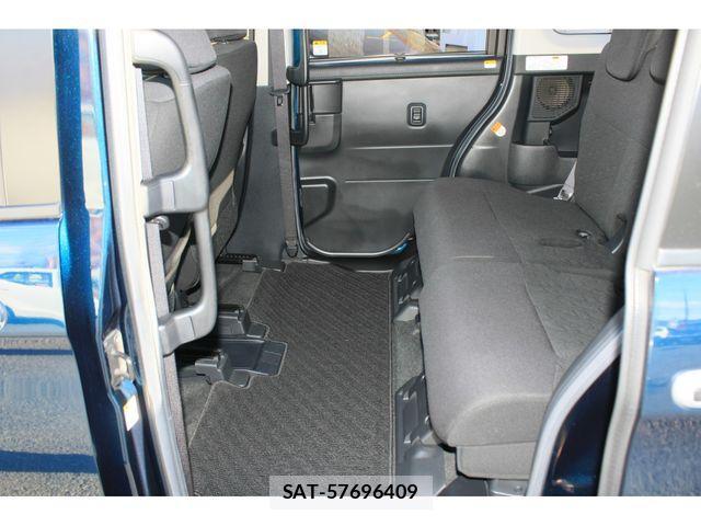 Toyota ROOMY 2017-01 2032977-16