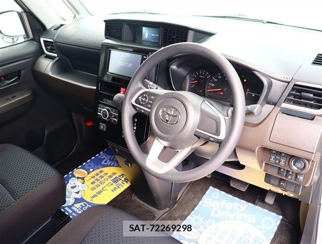 Toyota ROOMY 2022-10 2830961-4