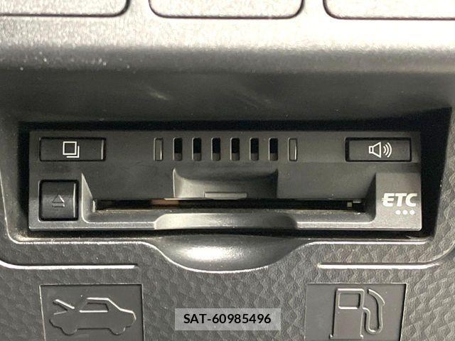 Toyota ROOMY 2018-05 3067984-4