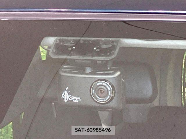 Toyota ROOMY 2018-05 3067984-5