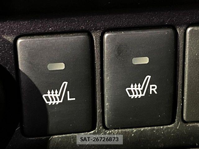 Toyota ROOMY 2017-02 3068003-4