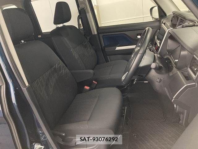 Toyota ROOMY 2018-12 3067979-4