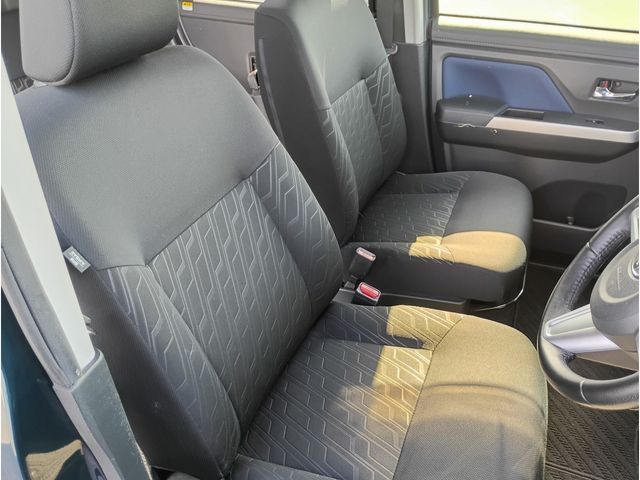 Toyota ROOMY 2018-05 3682038-21