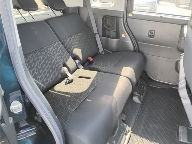 Toyota ROOMY 2018-05 3682038-22