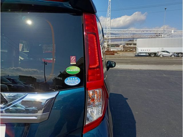 Toyota ROOMY 2018-05 3682038-28