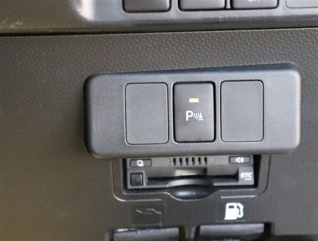 Toyota ROOMY 2022-12 3681923-12